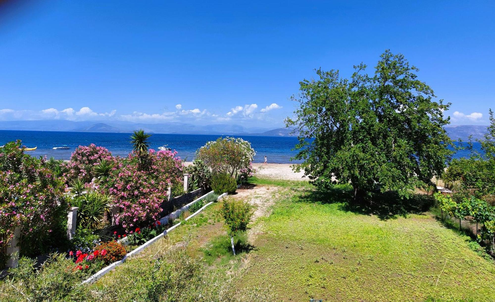 Cavos Sunrise Beach Apartments Кавос Экстерьер фото